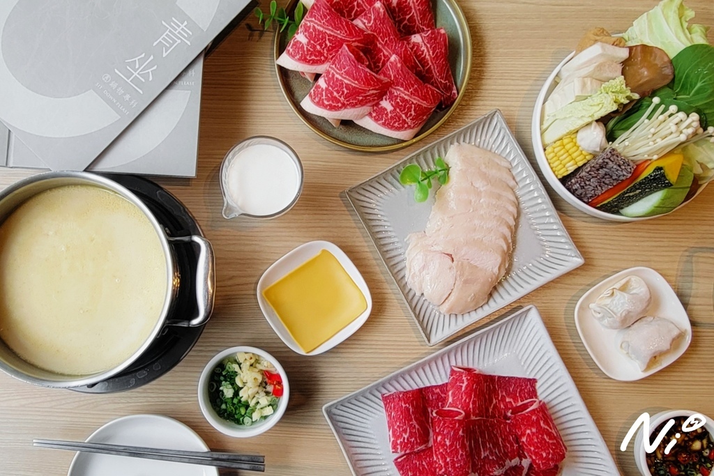 202509 嘉義西區 青坐請坐 鍋物專科 202509 嘉義西區 青坐請坐 鍋物專科