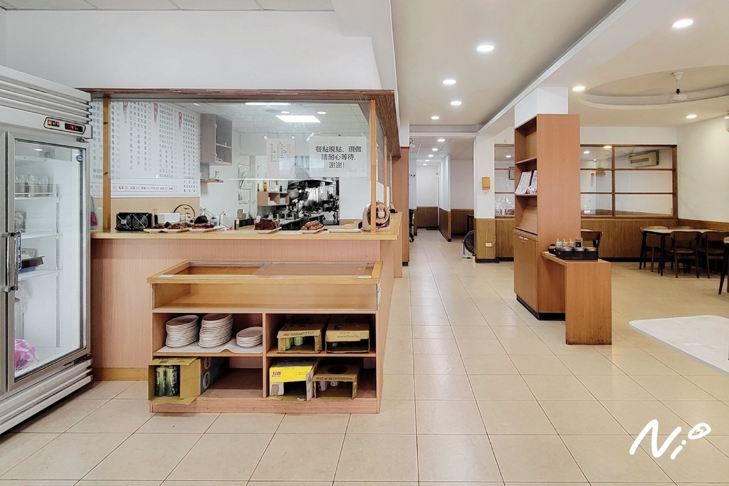 202509 桃園中壢 坐餓多端麵飯館