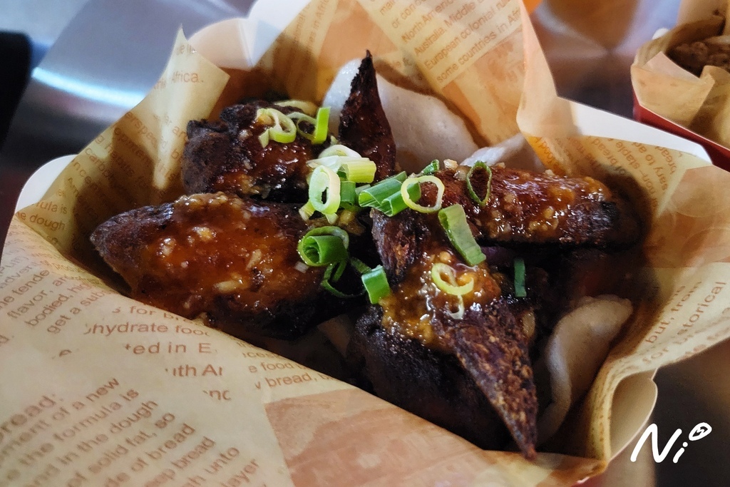 202511 不醒人室×SLAP!