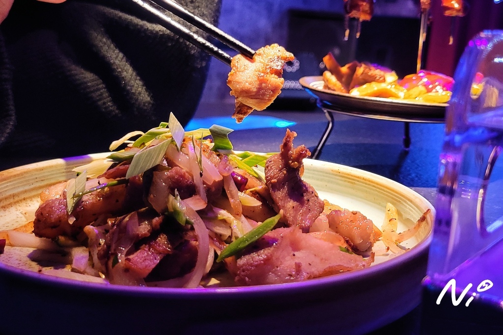 202511 不醒人室×SLAP!