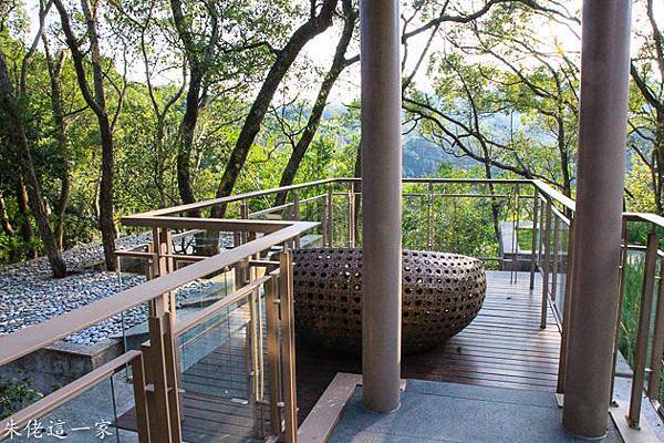 IMG_0422-3.jpg IMG_0422-3.jpg