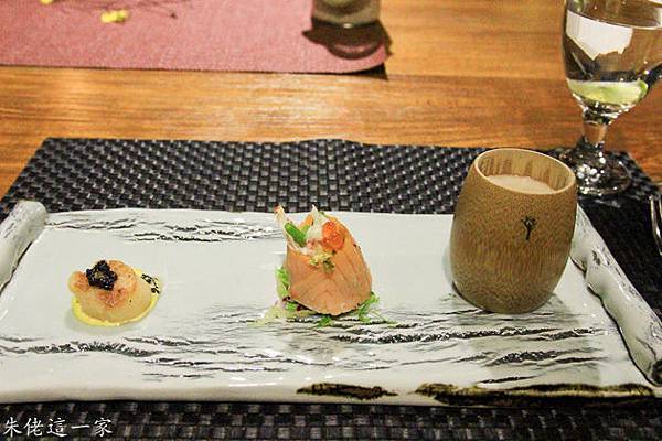 IMG_0589-3.jpg IMG_0589-3.jpg