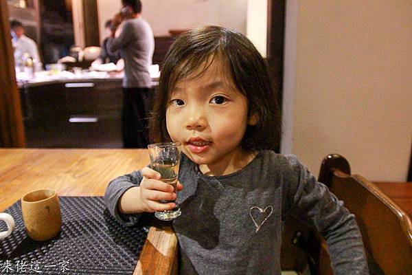 IMG_0611-3.jpg IMG_0611-3.jpg