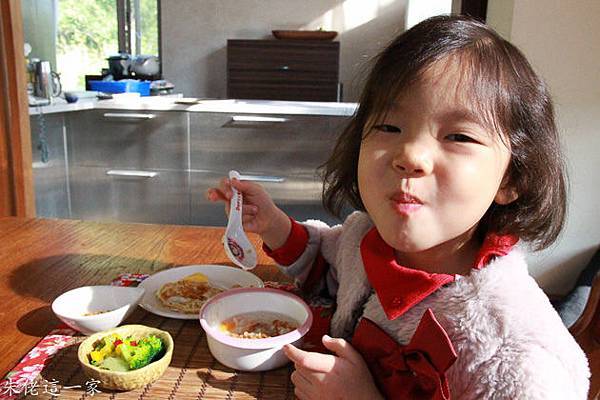 IMG_0689-2.jpg IMG_0689-2.jpg