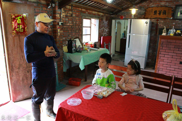 IMG_0546-2.jpg IMG_0546-2.jpg