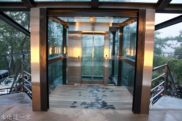 IMG_0331.jpg IMG_0331.jpg