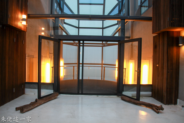 IMG_0334.jpg IMG_0334.jpg