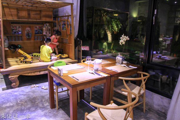 IMG_0373.jpg IMG_0373.jpg