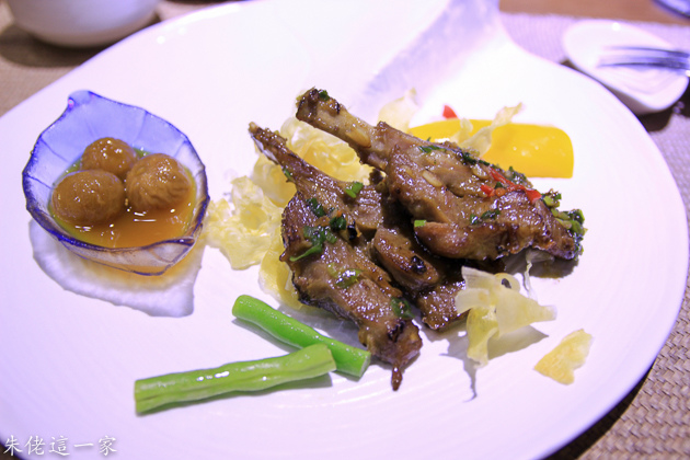 IMG_0400.jpg IMG_0400.jpg