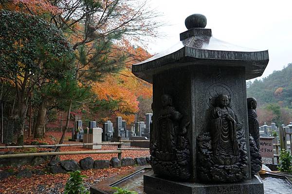 219 化野念佛寺 28.jpg