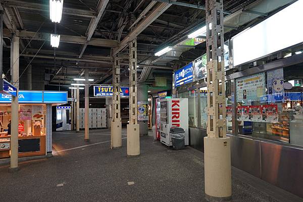 405 叡山電車出町柳駅 15.jpg