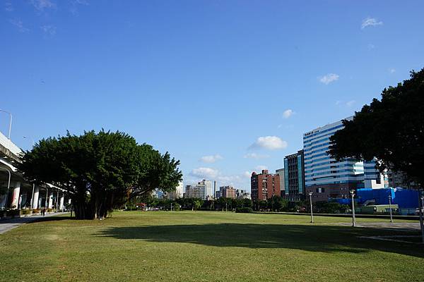 華山車站（1937 - 1986）01.jpg