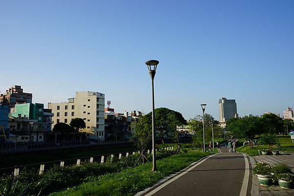 老街溪河濱步道 03.jpg