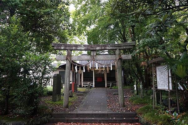 B13 馬上蠣崎神社 02.jpg