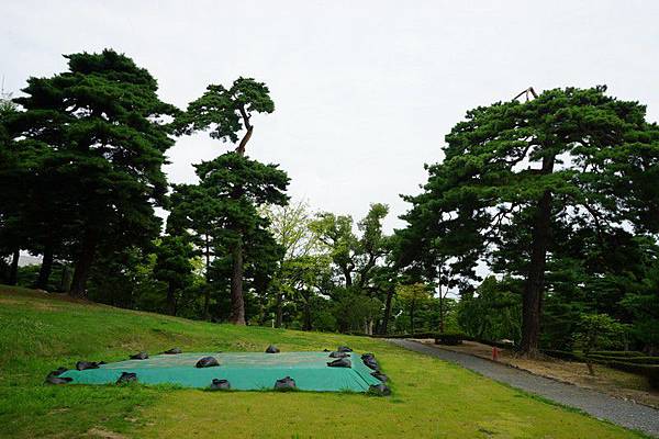 F06 麓山神社 04.jpg