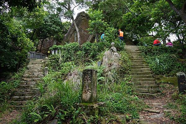 弘法大師岩 32.jpg 弘法大師岩 32.jpg