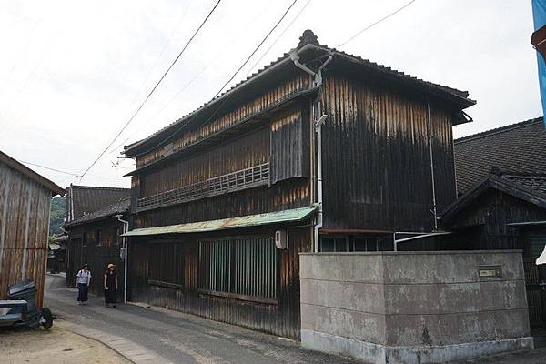 E26 正金醬油醬油醪倉庫 03.jpg