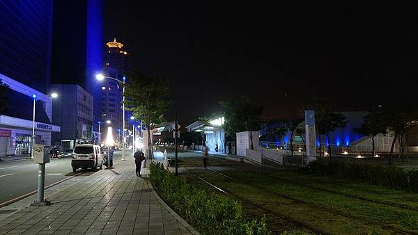 高捷光榮碼頭站 01.jpg