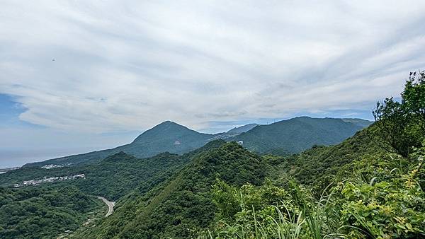 秀崎山登山步道 14.jpg