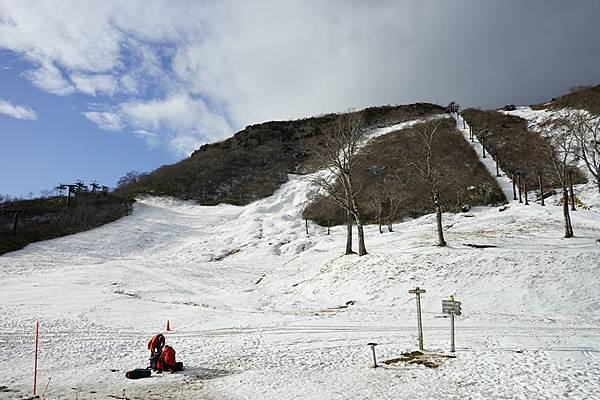 B10 谷川岳天神平滑雪場 01.jpg