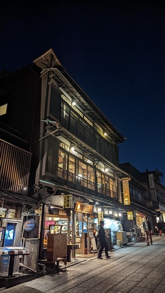 H11 成田山新勝寺表參道商店街夜景 11.jpg