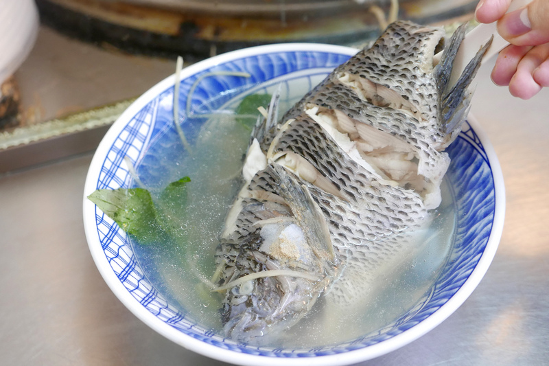 以馬內利鮮魚湯