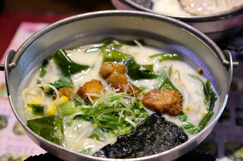 板橋 博多拉麵 府中高cp值美食 湯頭超濃郁 酒精加熱溫熱好食 波比看世界 痞客邦 板橋 博多拉麵 府中高cp值美食 湯頭超濃郁 酒精加熱溫熱好食 波比看世界 痞客邦