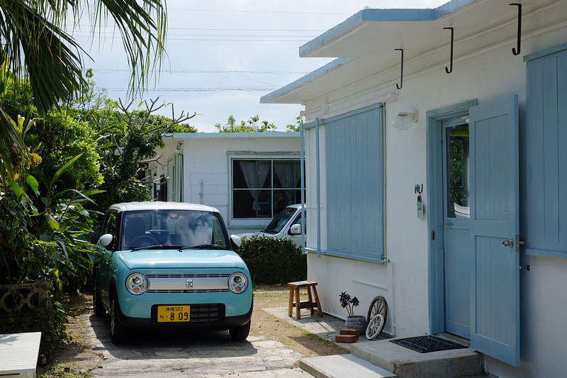 沖繩 港川外人住宅街 必吃美食 甜點大公開 超萌彩色小屋超好拍 波比看世界 痞客邦