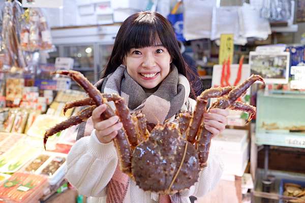 函館朝市 北海道帝王蟹怎麼挑 價格季節 店鋪推薦 滿滿蟹肉大滿足 波比看世界 痞客邦 函館朝市 北海道帝王蟹怎麼挑 價格季節 店鋪推薦 滿滿蟹肉大滿足 波比看世界 痞客邦