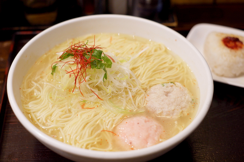 [食記] 東京：麵屋海神拉麵  鮮魚熬煮加麵免費