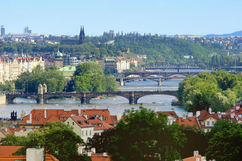 prague-bridges-3512340.jpg