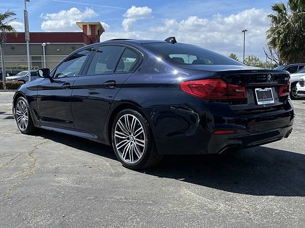 比原廠認證車更好的車:買一台2020 BMW 530,美國網 比原廠認證車更好的車:買一台2020 BMW 530,美國網