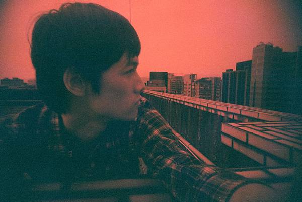 [46-Solaris 800 redscale with Vivitar UWS]Negative0-15-11A(1)