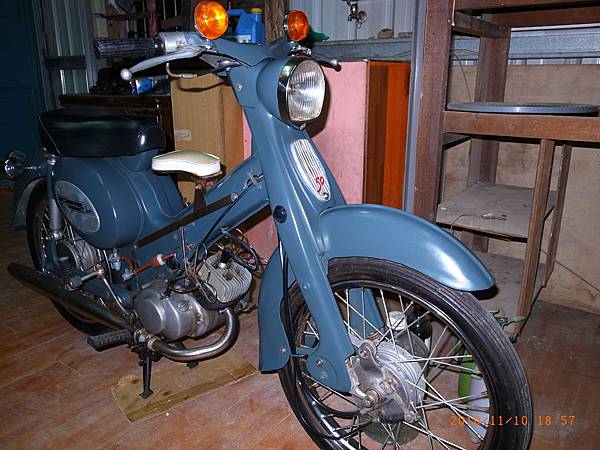 suzuki u50近照.JPG