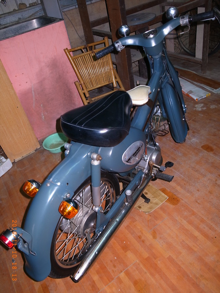 suzuki u50背面.JPG