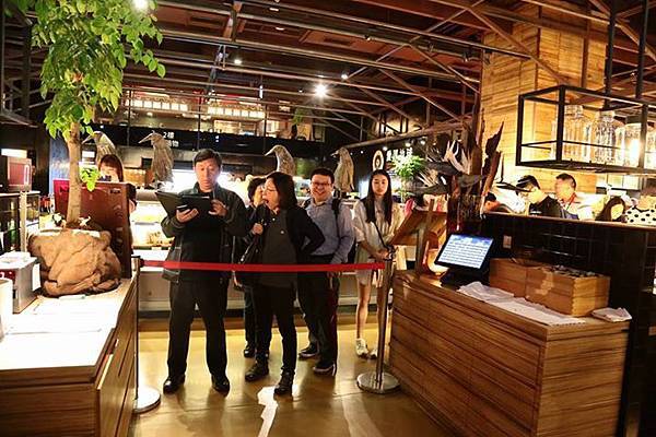 1436168340522 1436168340522