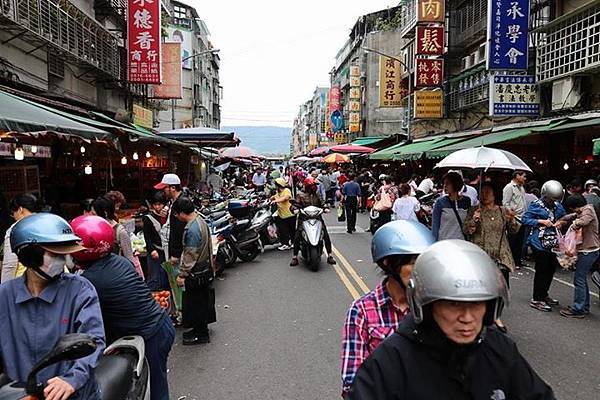 1436168351989 1436168351989