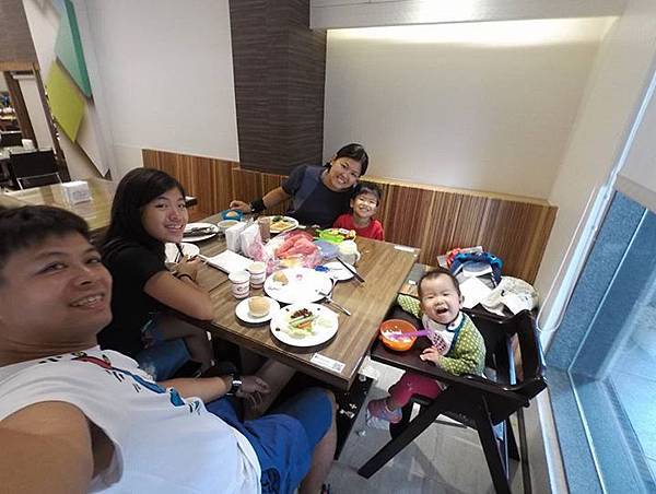 1440557975168 1440557975168