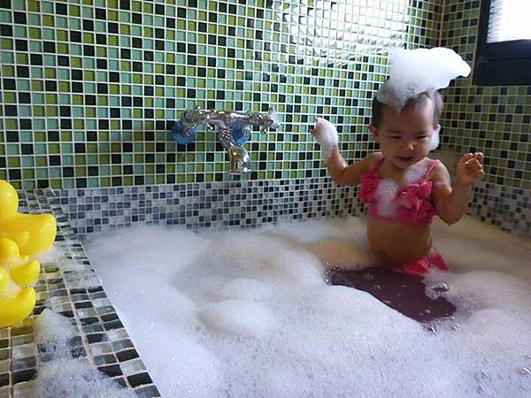 10153008605071845 10153008605071845