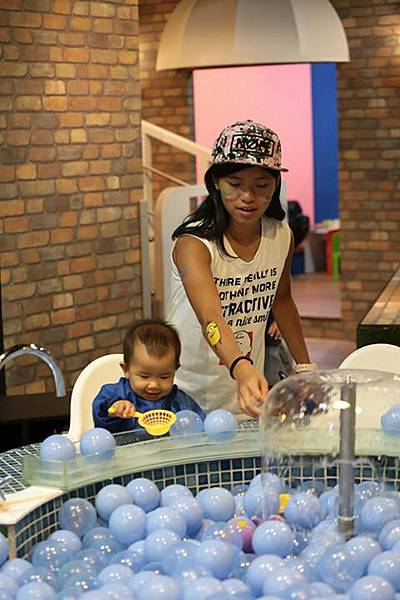 10153008711196845 10153008711196845