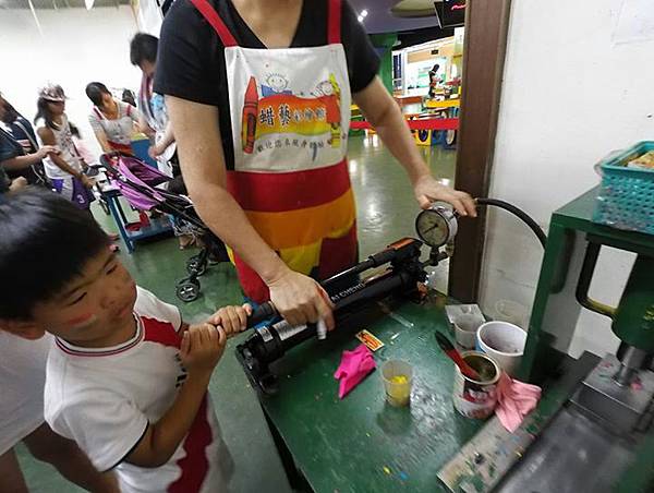 10153008729826845 10153008729826845