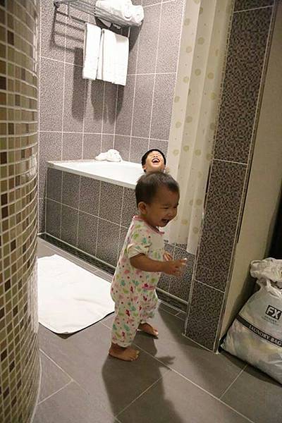 10153008712771845 10153008712771845