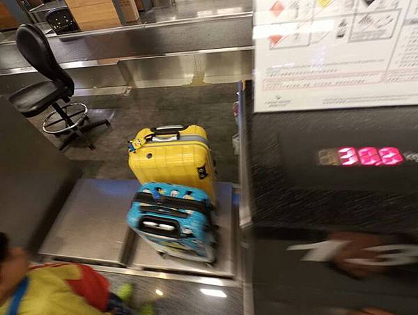 10153009796081845 10153009796081845