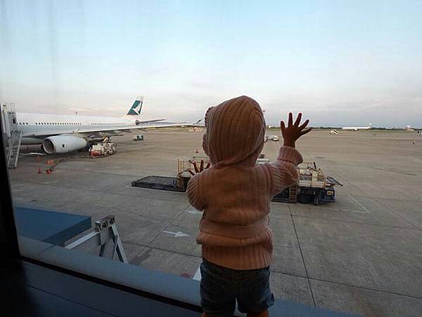 10153009796426845 10153009796426845