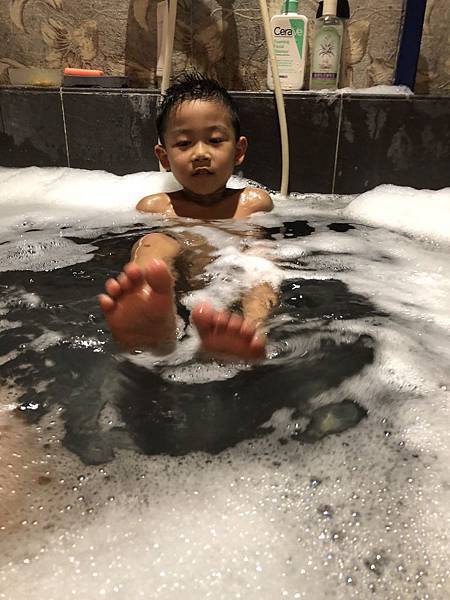 親子共浴,隱私,教養,親子關係,