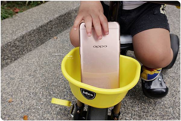育兒好物-日本IDES 摺疊背包三輪車 (26).JPG 育兒好物-日本IDES 摺疊背包三輪車 (26).JPG