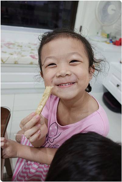 晴晴4Y11M+ (1).JPG 晴晴4Y11M+ (1).JPG