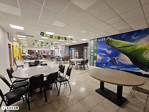 新北泰山集鮮城水產餐廳,中午開店擁有超大空間,有KTV包廂可 新北泰山集鮮城水產餐廳,中午開店擁有超大空間,有KTV包廂可