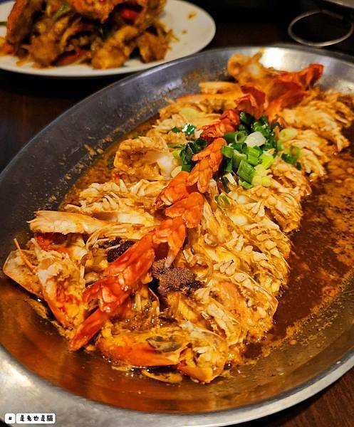 新北泰山集鮮城水產餐廳,中午開店擁有超大空間,有KTV包廂可 新北泰山集鮮城水產餐廳,中午開店擁有超大空間,有KTV包廂可