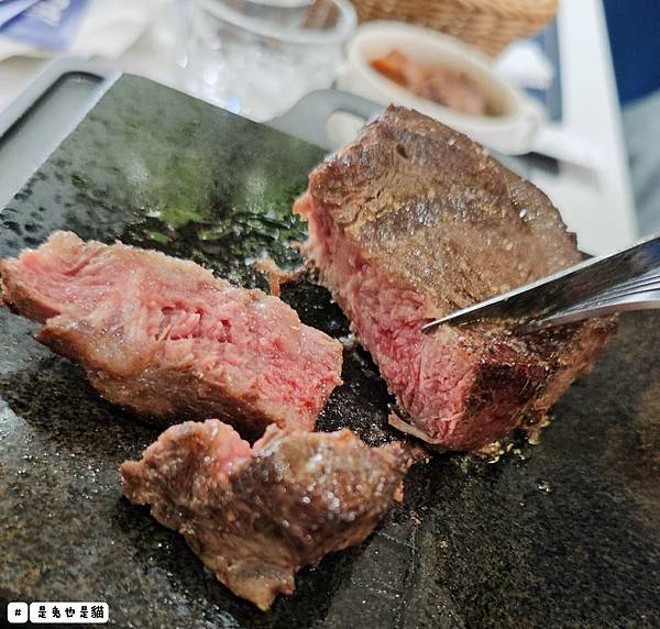 台中隱密在藍色公路旁一星級岩燒料理嵐會館,親子、寵物友善!一 台中隱密在藍色公路旁一星級岩燒料理嵐會館,親子、寵物友善!一